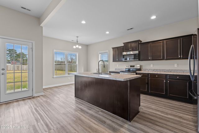 108 Scott-Jenkins Road, Jacksonville, NC 28540