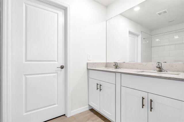 11672 RADIANT SHORE LOOP, San Antonio, FL 33576