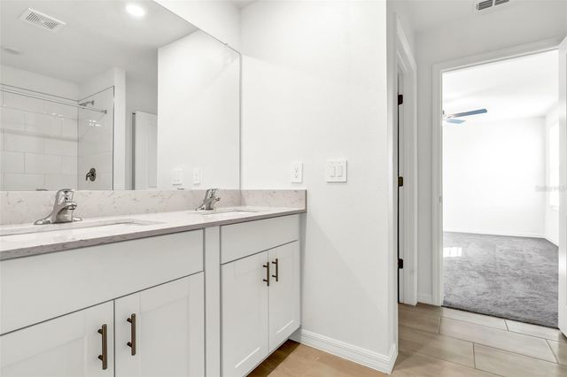 11672 RADIANT SHORE LOOP, San Antonio, FL 33576