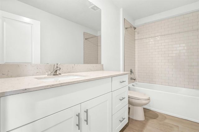 11672 RADIANT SHORE LOOP, San Antonio, FL 33576