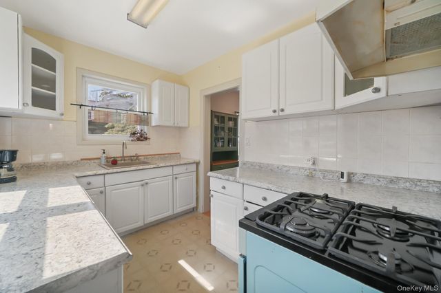 64 AKA 68 Avondale Road, Yonkers, NY 10710