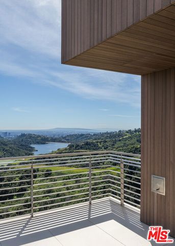 15210 Antelo Place, Los Angeles, CA 90077