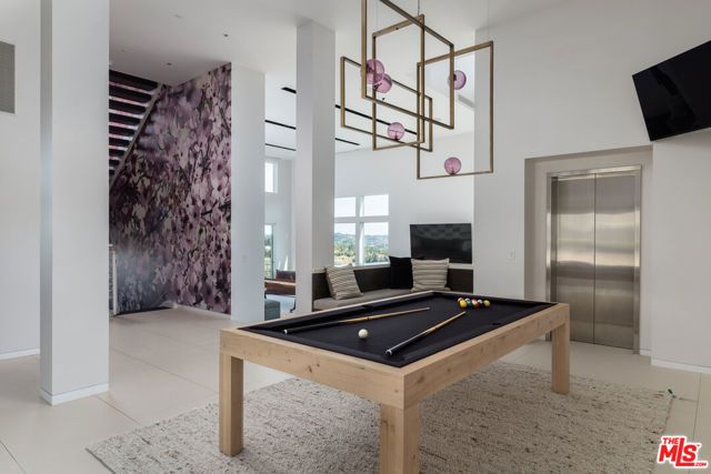 15210 Antelo Place, Los Angeles, CA 90077