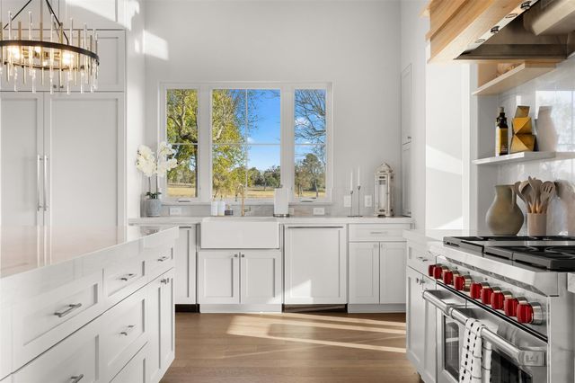 202 & 404 Blackberry Lane, Washington, TX 77880