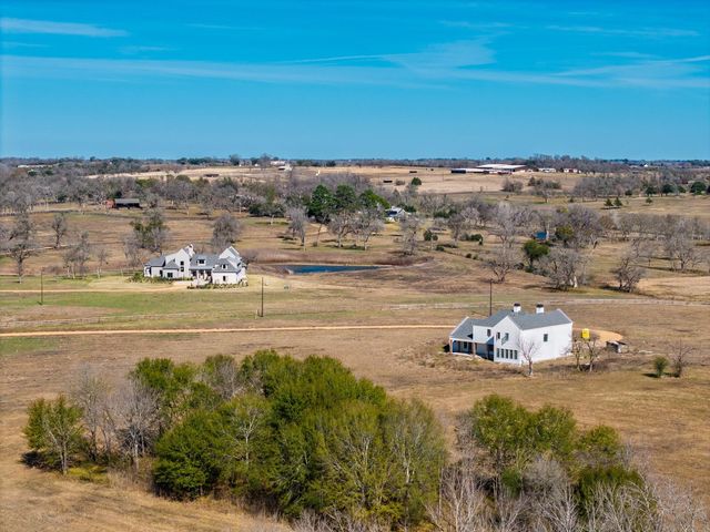 202 & 404 Blackberry Lane, Washington, TX 77880