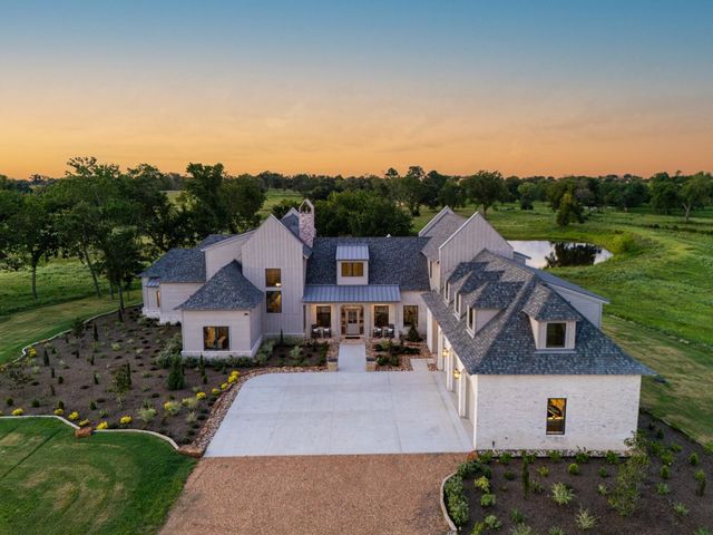202 & 404 Blackberry Lane, Washington, TX 77880