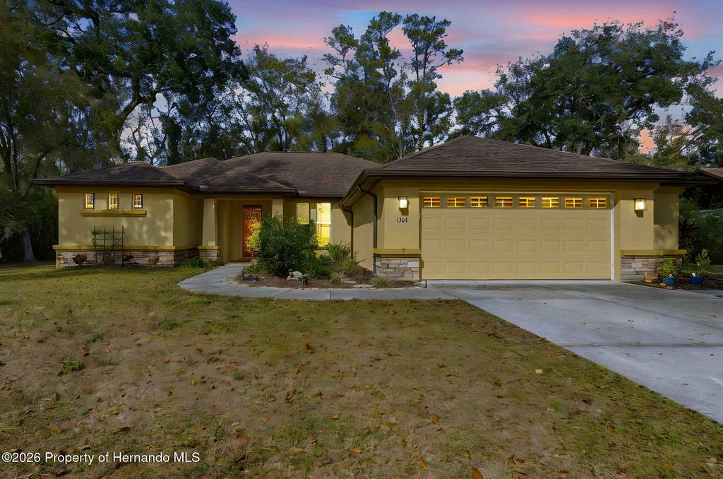 1304 Candlelight Boulevard, Brooksville, FL 34601