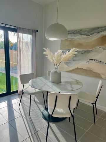 2526 Pierce Street 4, Hollywood, FL 33020