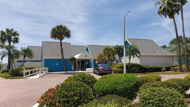 455 ALT 19 S 87, Palm Harbor, FL 34683