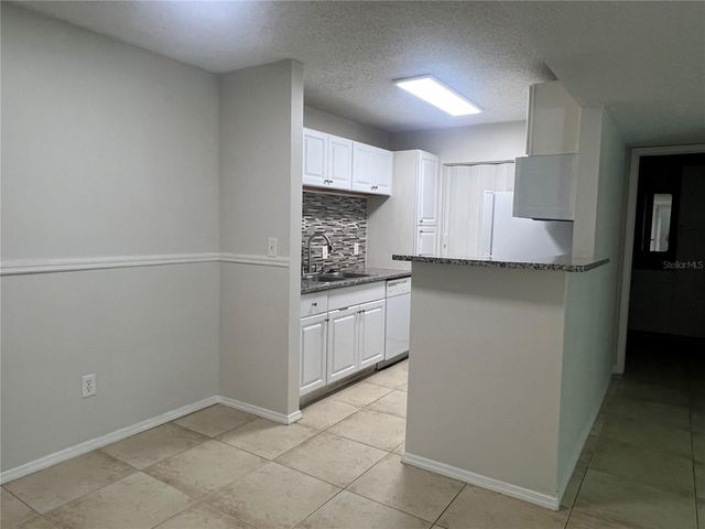 455 ALT 19 S 87, Palm Harbor, FL 34683