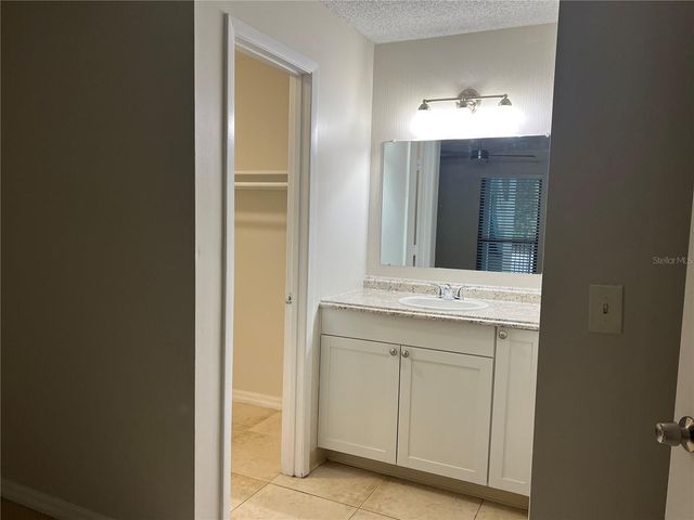 455 ALT 19 S 87, Palm Harbor, FL 34683