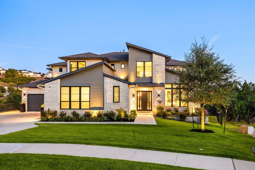 1924 Port Bari CT, Leander, TX 78641