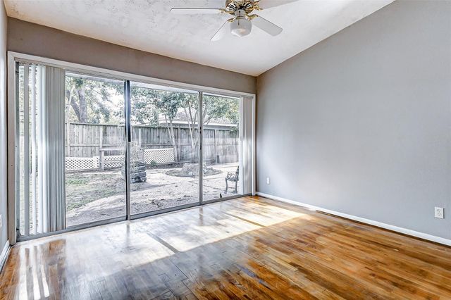 5519 Burlinghall Drive, Houston, TX 77035