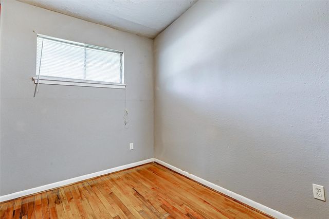 5519 Burlinghall Drive, Houston, TX 77035