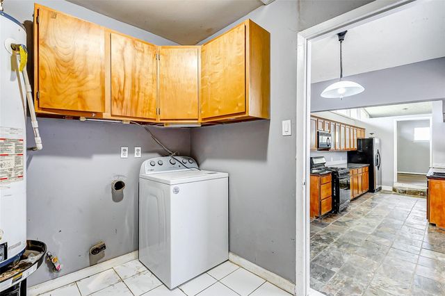 5519 Burlinghall Drive, Houston, TX 77035