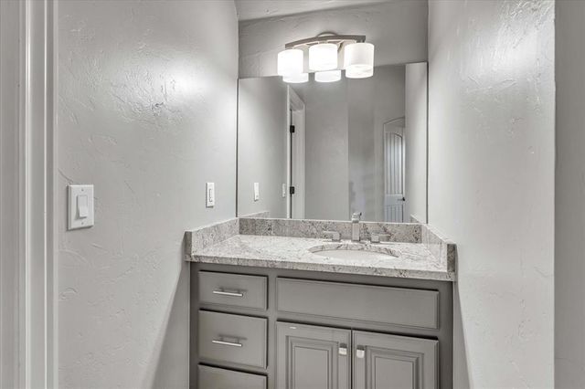 2410 Alexa Avenue, Edmond, OK 73034