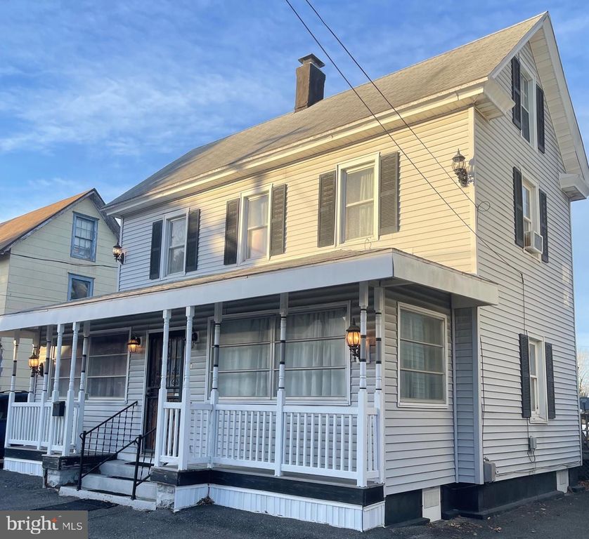 211 W 6TH STREET, Laurel, DE 19956