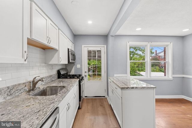 8306 BON AIR RD, Parkville, MD 21234