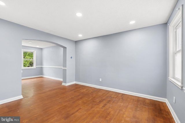 8306 BON AIR RD, Parkville, MD 21234