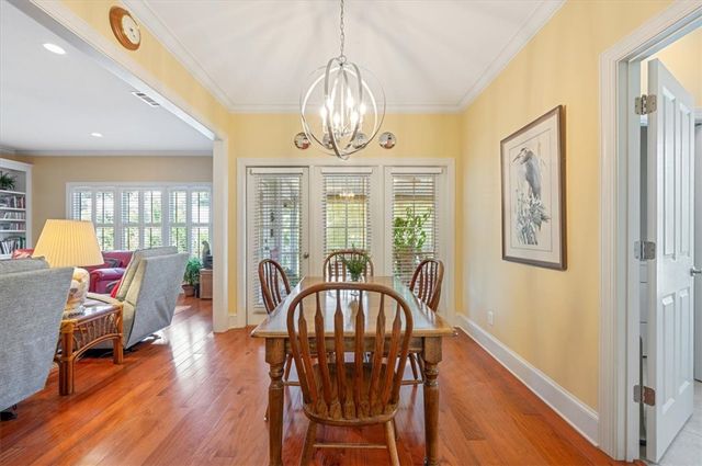 211 McIntosh Ave, St Simons Island, GA 31522