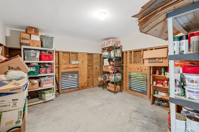 211 McIntosh Ave, St Simons Island, GA 31522