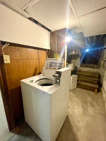 27 South Crescent Circuit A, Boston, MA 02135