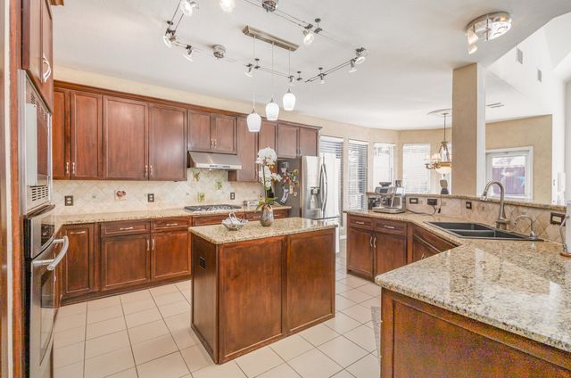 3518 Marchwood Drive, Richardson, TX 75082