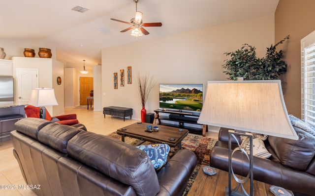 5336 W Tortolita Flats Lane, Marana, AZ 85658