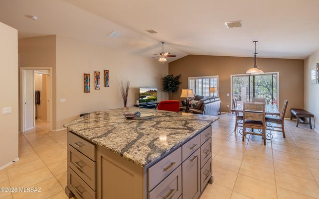 5336 W Tortolita Flats Lane, Marana, AZ 85658