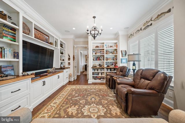 805 BRINDLEY WAY, Wilmington, DE 19807