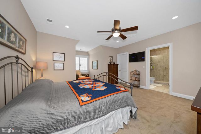 805 BRINDLEY WAY, Wilmington, DE 19807
