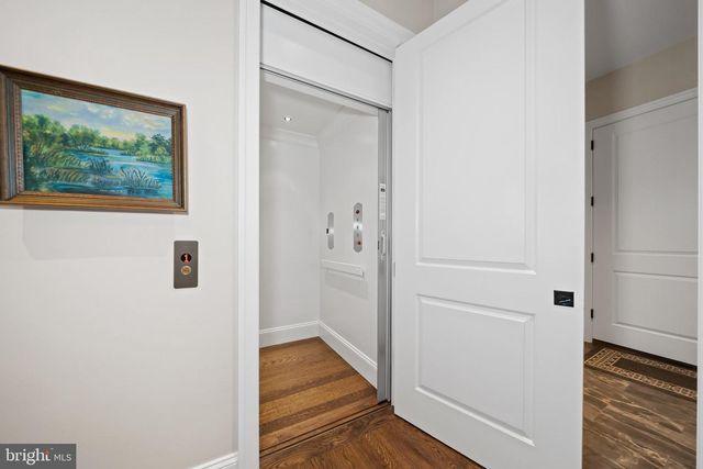 805 BRINDLEY WAY, Wilmington, DE 19807