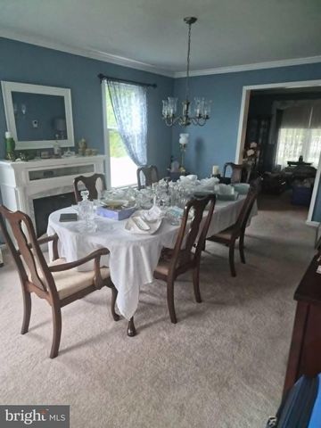 8 GLEN VIEW PL, Newark, DE 19711