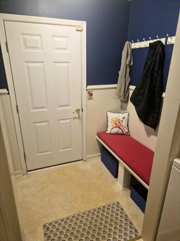8 GLEN VIEW PL, Newark, DE 19711