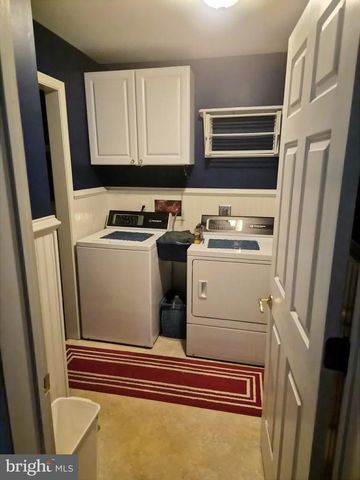 8 GLEN VIEW PL, Newark, DE 19711