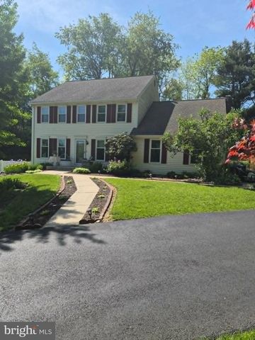 8 GLEN VIEW PL, Newark, DE 19711
