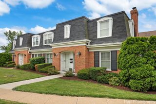 336 Eastern Avenue, Barrington, IL 60010