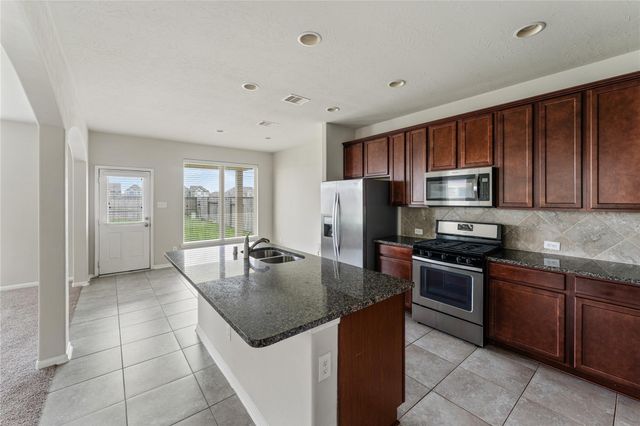 8014 Oxbow Manor Lane, Cypress, TX 77433