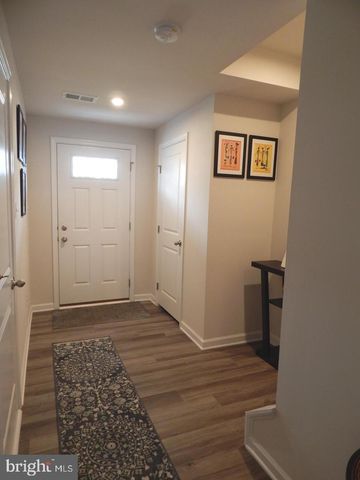 56 WIGGLES CT, Martinsburg, WV 25403