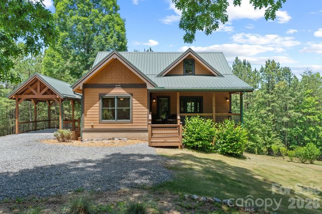 280 Hidden Lake Parkway, Nebo, NC 28761