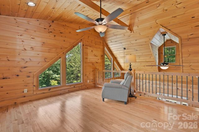 280 Hidden Lake Parkway, Nebo, NC 28761
