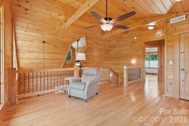 280 Hidden Lake Parkway, Nebo, NC 28761