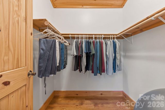 280 Hidden Lake Parkway, Nebo, NC 28761