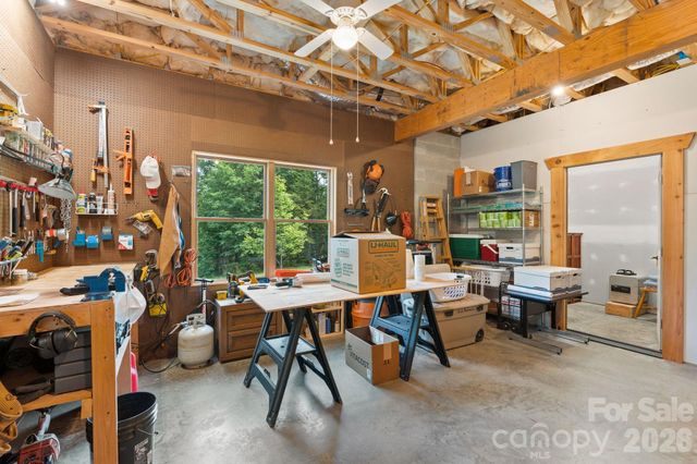 280 Hidden Lake Parkway, Nebo, NC 28761