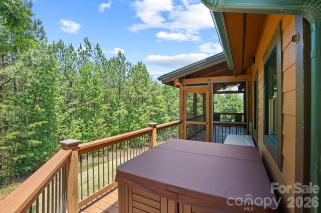 280 Hidden Lake Parkway, Nebo, NC 28761