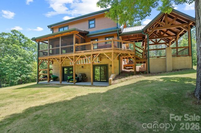 280 Hidden Lake Parkway, Nebo, NC 28761