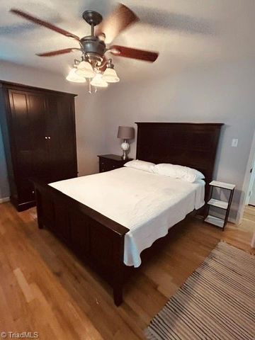 2889 Ashwood Drive, Winston-salem, NC 27103