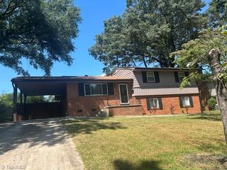 2889 Ashwood Drive, Winston-salem, NC 27103