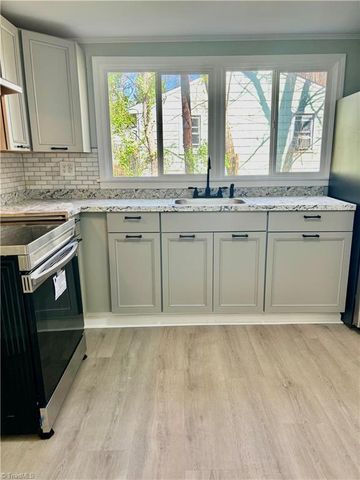 205 Matt Place, Greensboro, NC 27405