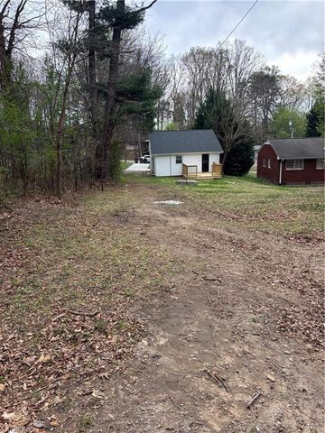 205 Matt Place, Greensboro, NC 27405